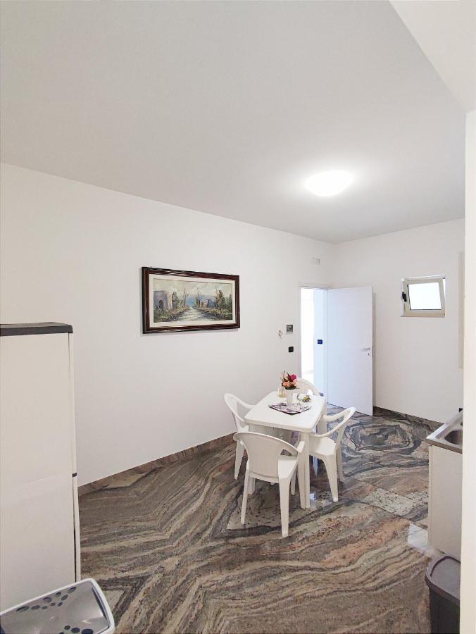 Liberi Di Sognare Hotel Монополи Екстериор снимка